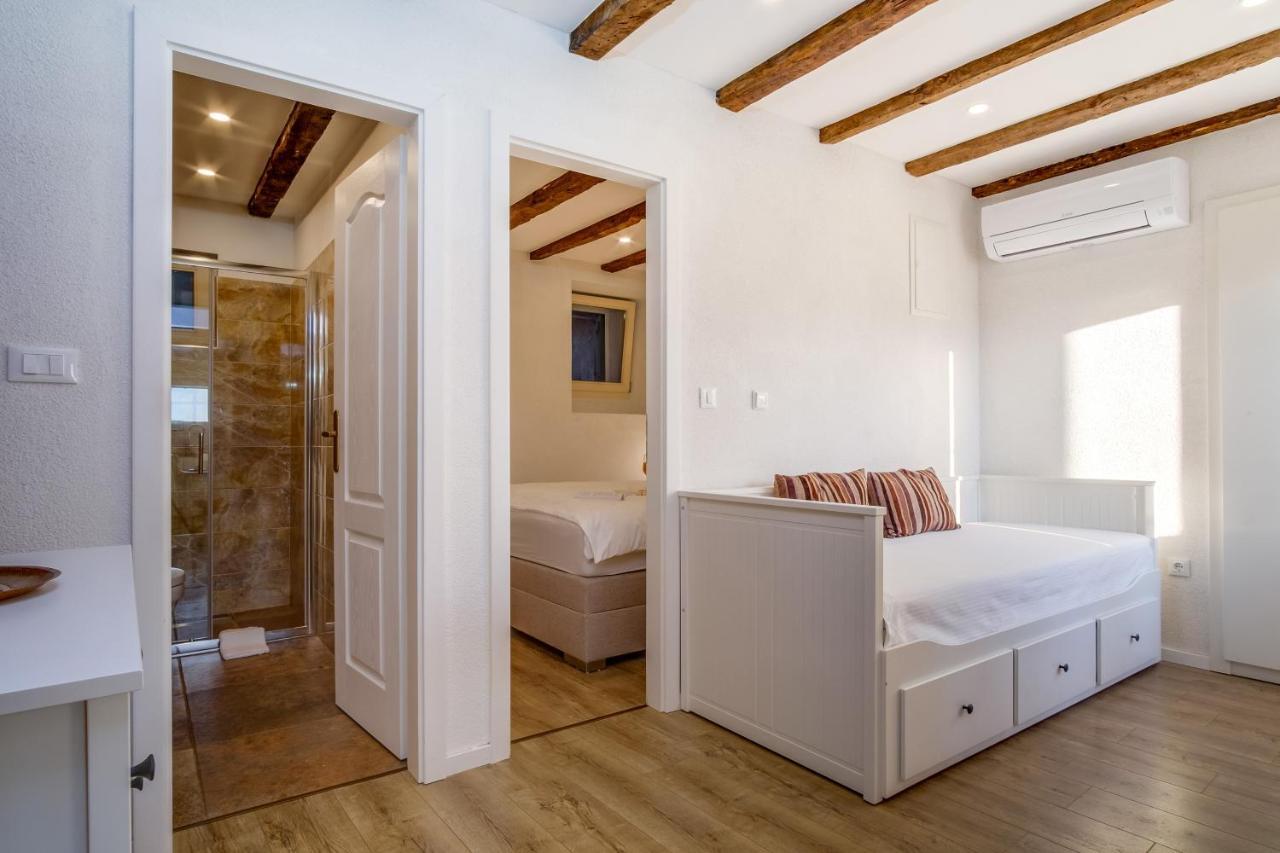 Apartamento Casa Rustica Mali Lošinj Exterior foto