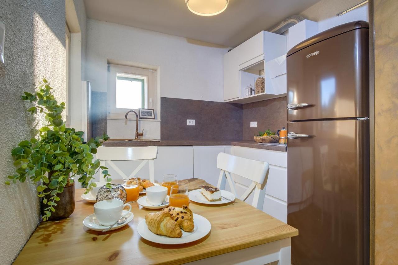 Apartamento Casa Rustica Mali Lošinj Exterior foto